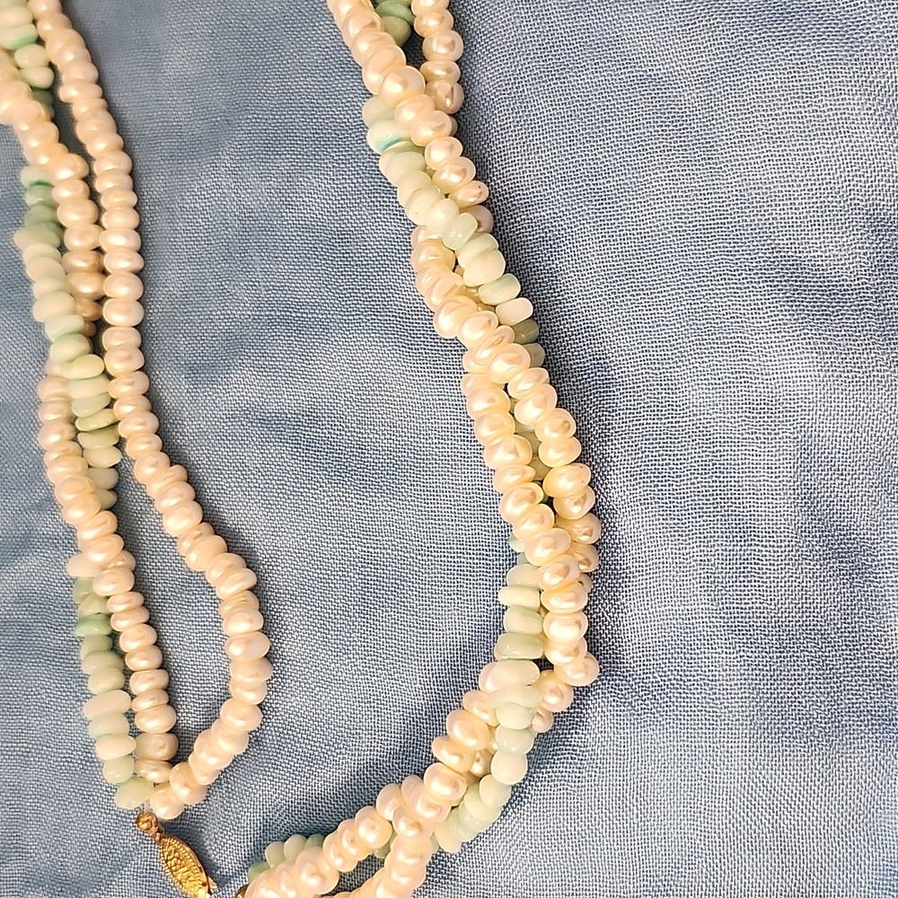 Vintage-Inspired Freshwater Pearl & Aventurine Necklace - Picture 5 of 5